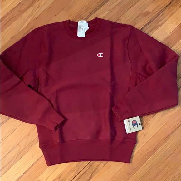 Champion Tops - ⭐️ NWT Champion Crewneck Sweatshirt
